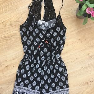 Socialite black Romper